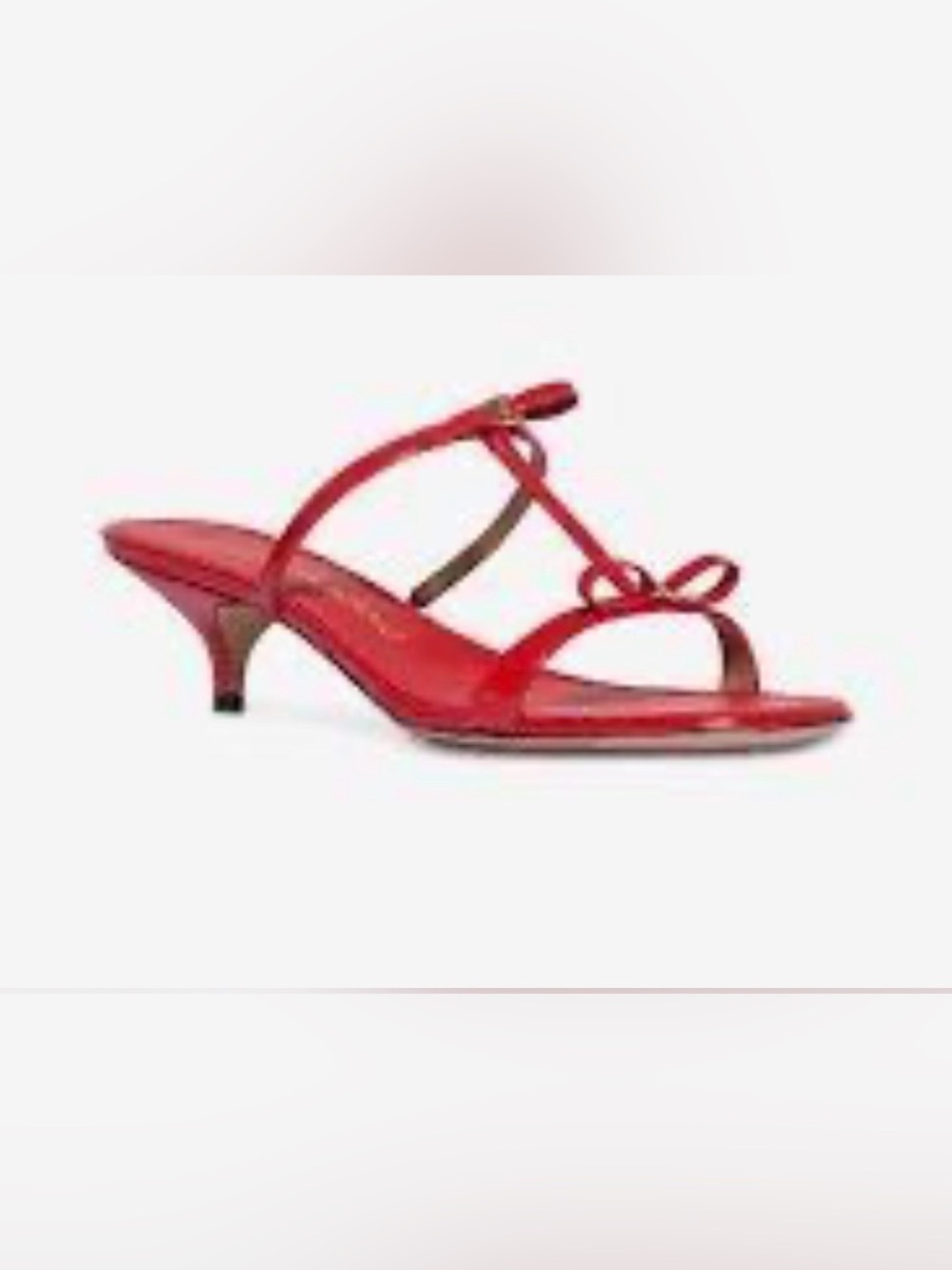 FERRAGAMO
Women's Abili 40 Mini Bow Sandals. Red . Size 6C - Picture 4 of 11